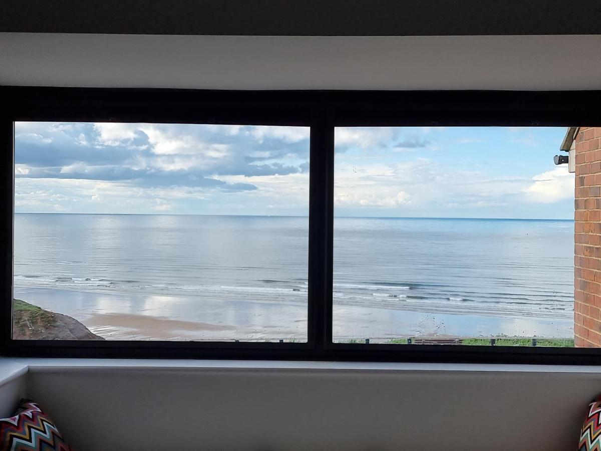 Salt & Surf-Sea Views In Saltburn Lägenhet Exteriör bild